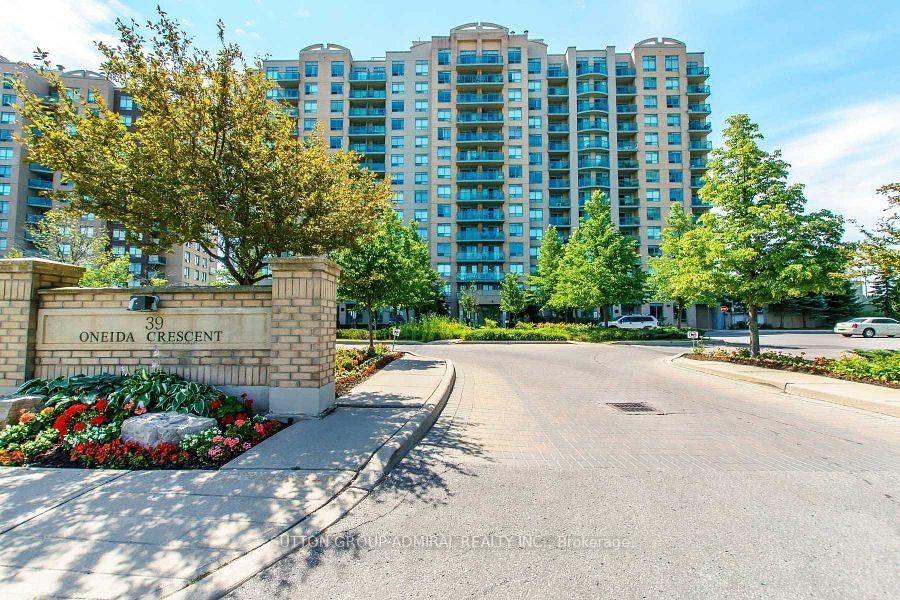 Condo for lease at 211-39 Oneida Crescent, Richmond Hill, Langstaff, L4B 4T9 - MLS: N11984821