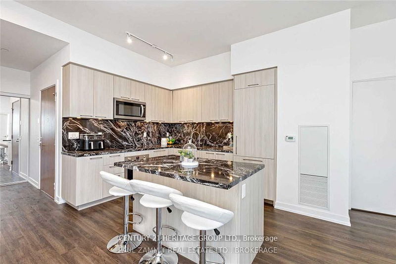 home for lease on 2806-1 Grandview Avenue