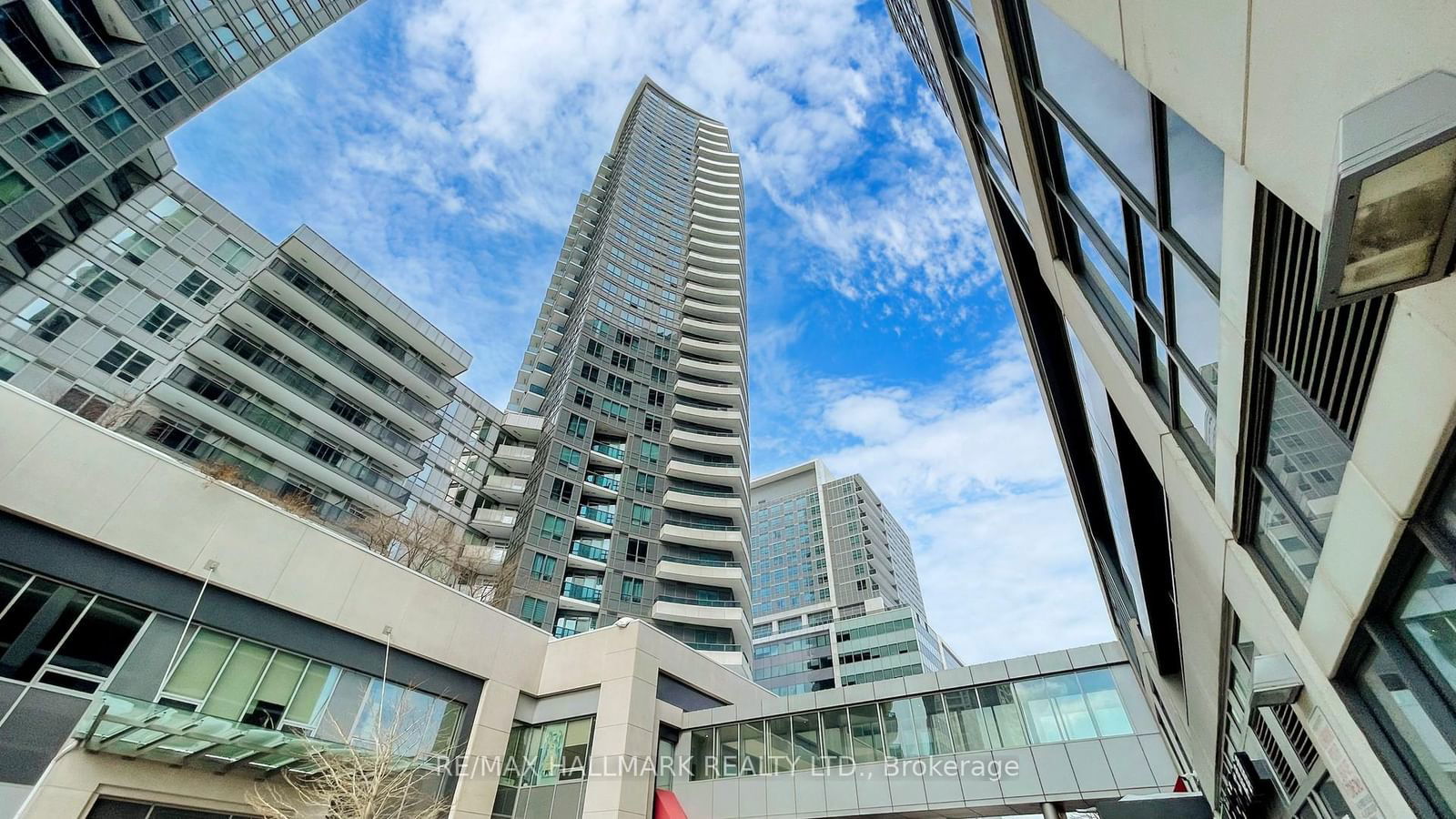 Condo for sale at 1005-7171 Yonge Street, Markham, Thornhill, L3T 0C5 - MLS: N11984963