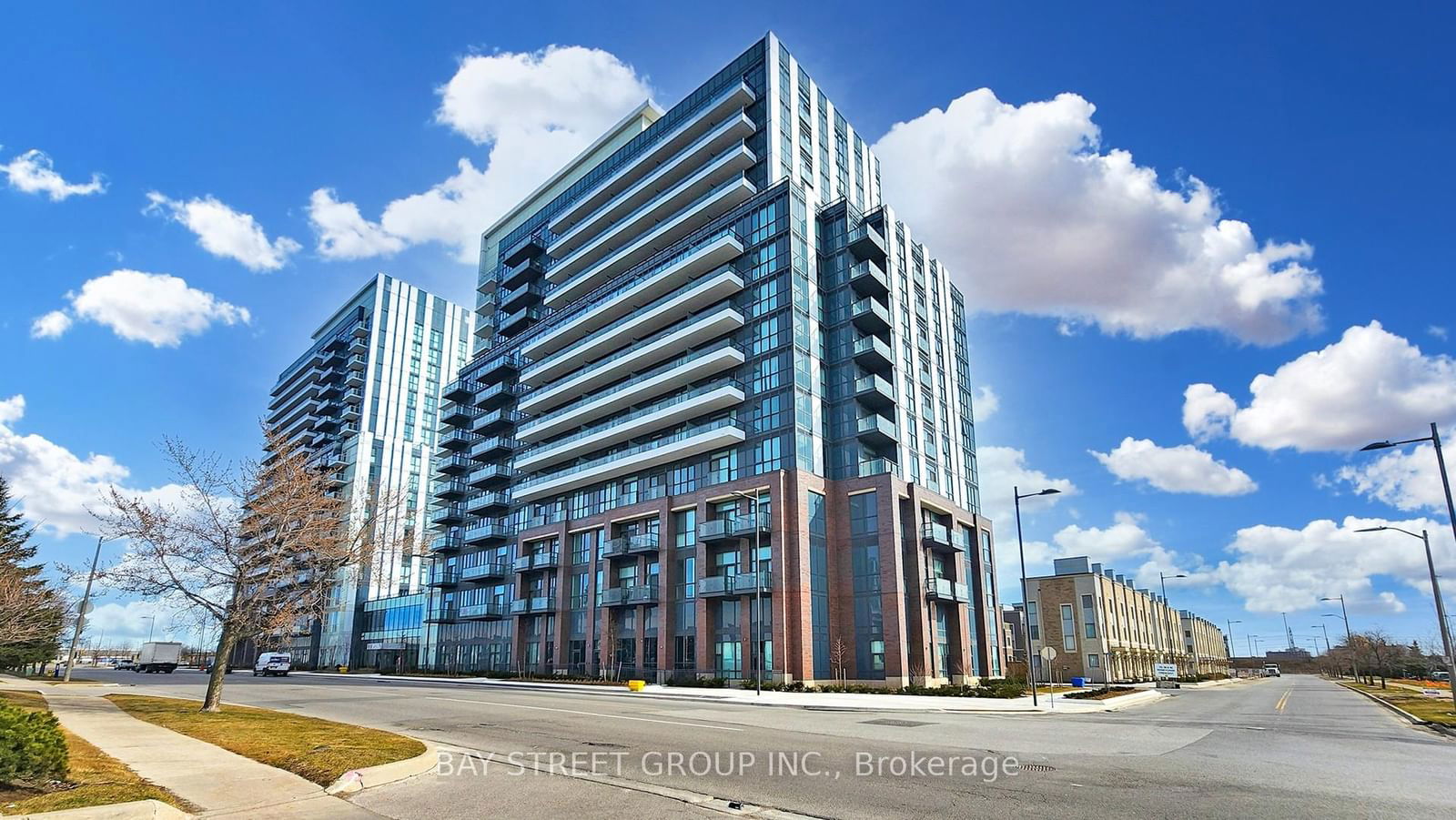 Condo for sale at 1006-10 Honeycrisp Crescent, Vaughan, Vaughan Corporate Centre, L4K 0M7 - MLS: N11985021