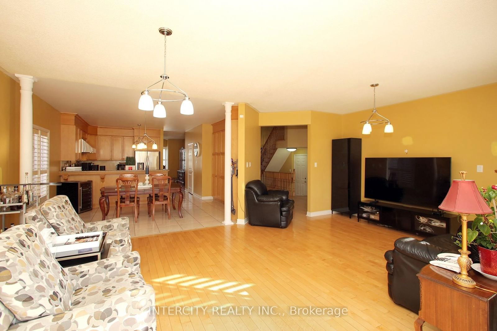 Detached House for sale at 36 Woodland Trail Court, Vaughan, Islington Woods, L4L 9H9 - MLS: N11985234