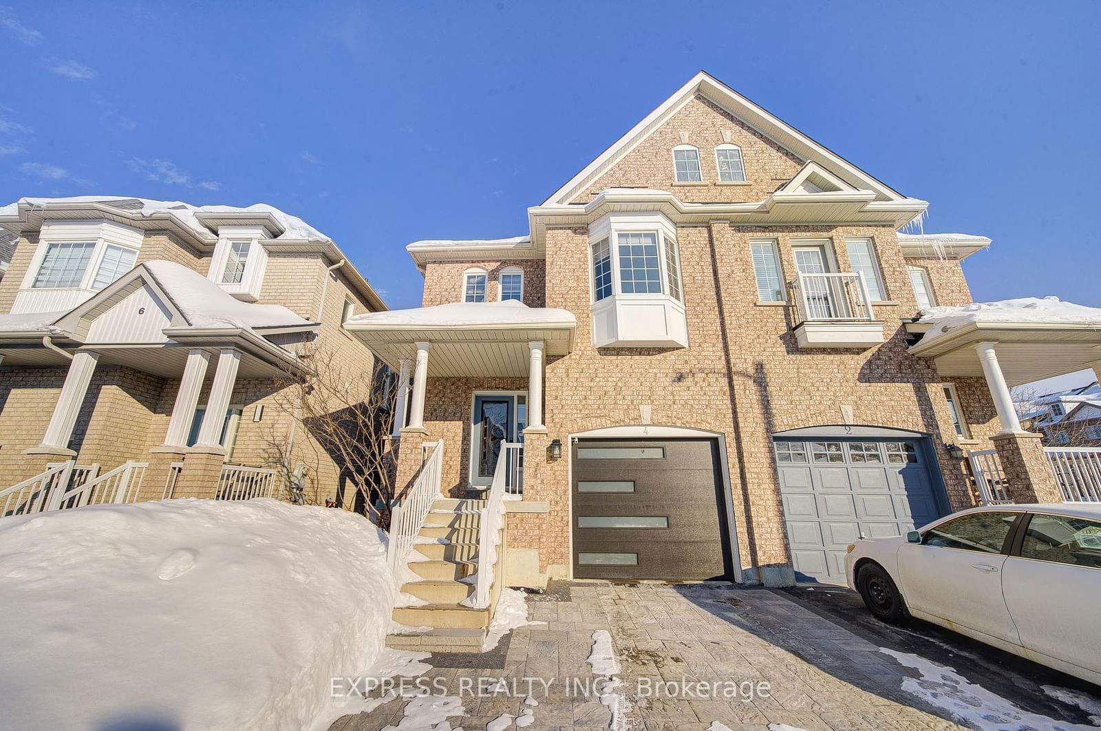 Building at 4 Almejo Avenue, Richmond Hill, Rouge Woods