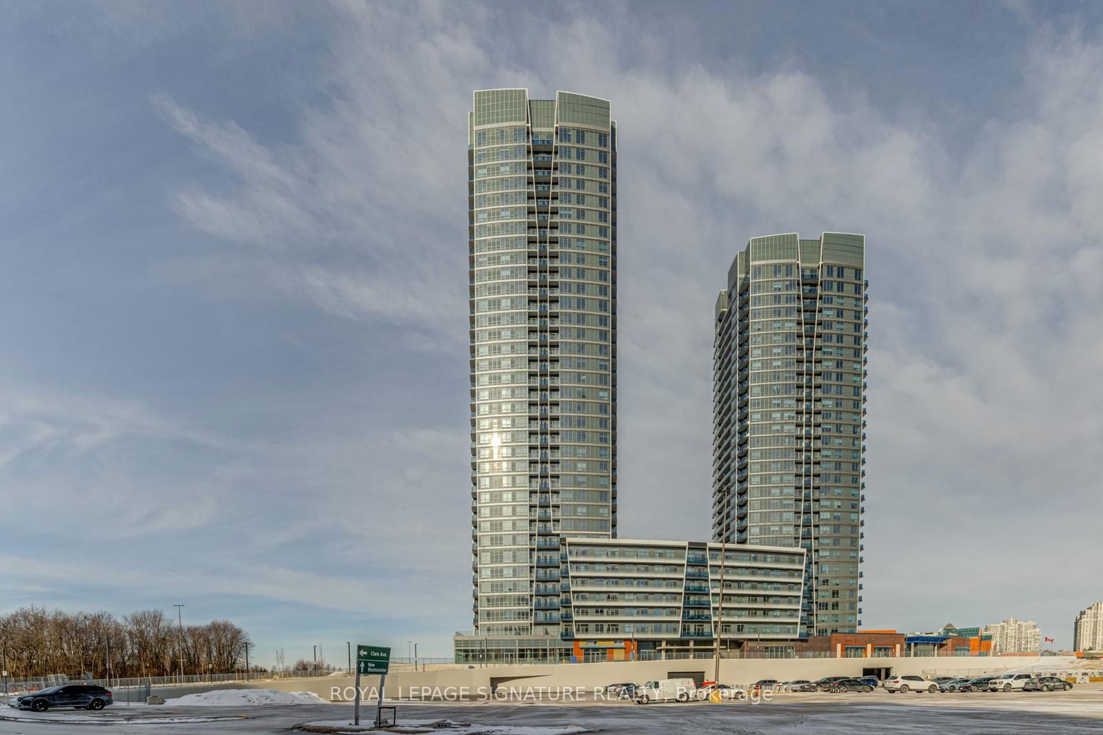 Condo for lease at 3107-30 Upper Mall Way, Vaughan, Brownridge, L4J 0L7 - MLS: N11985589