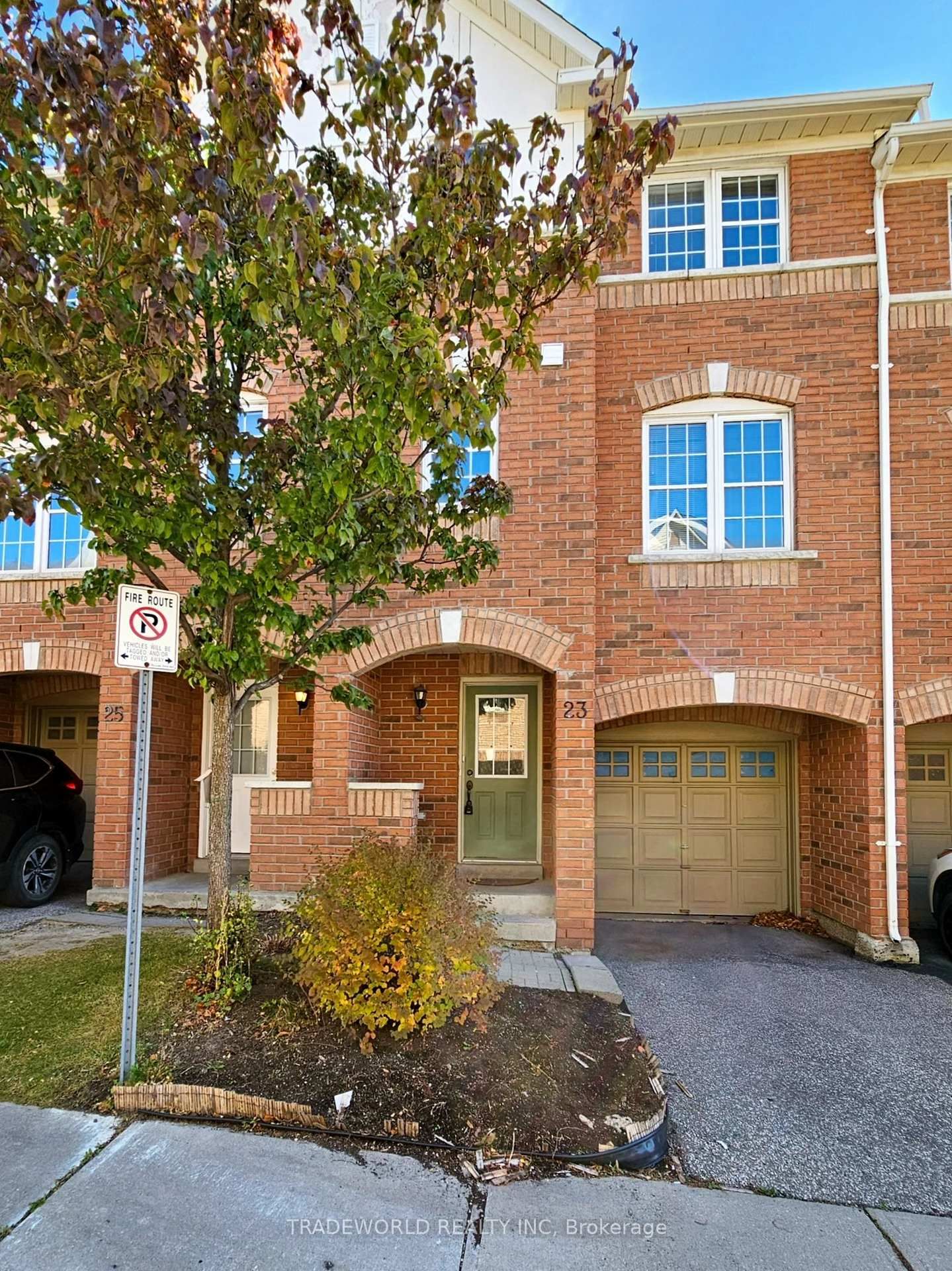 Townhouse for lease at 23 Nakina Way, Markham, Village Green-South Unionville, L3R 5Y7 - MLS: N11985949