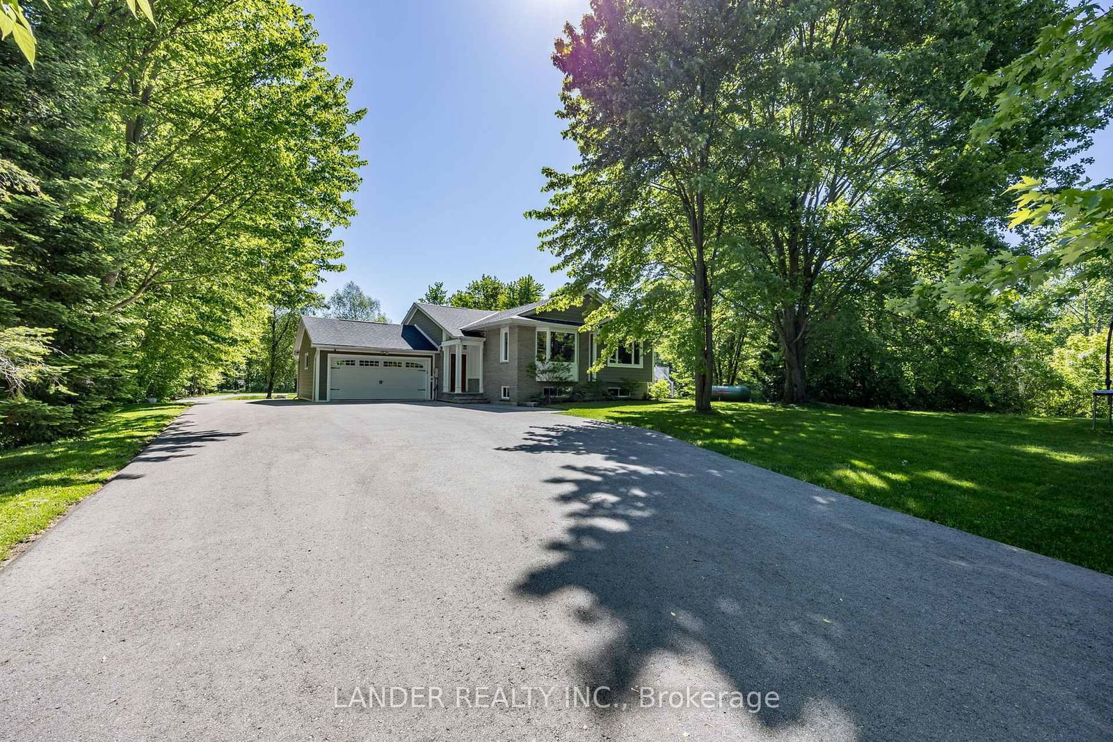 Building at 22187 McCowan Road, East Gwillimbury, Rural East Gwillimbury