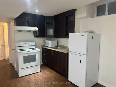 Unit Bsmnt — 142 Walford Road — photo 2