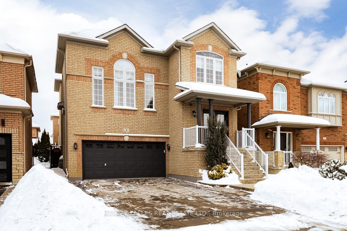 Detached House for sale at 9 Oland Drive, Vaughan, Vellore Village, L4H 2H3 - MLS: N11986385