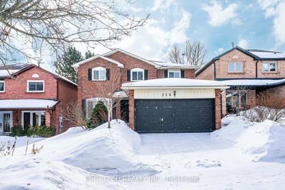 Detached House for sale at 119 Kemano Road, Aurora, Aurora Heights, L4G 4R2 - MLS: N11986535