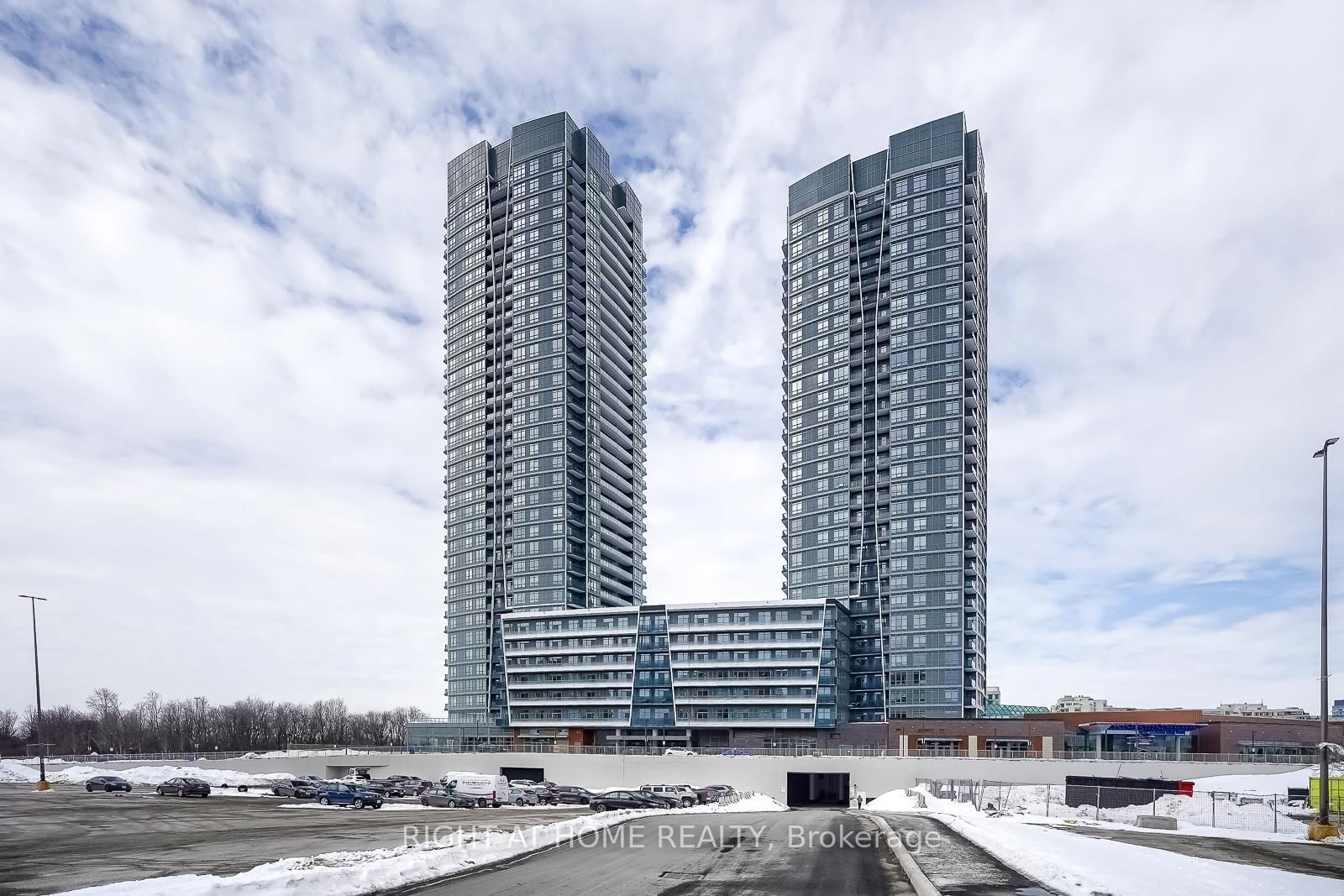 Condo for sale at 2504-50 Upper Mall Way, Vaughan, Brownridge, L4J 0L8 - MLS: N11986666