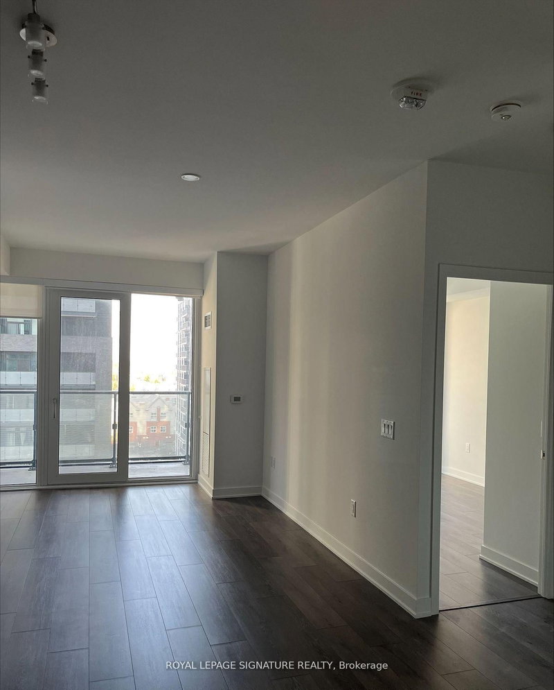 706 - 95 Oneida Cres, Richmond Hill, L4B 0B1 | Image 2