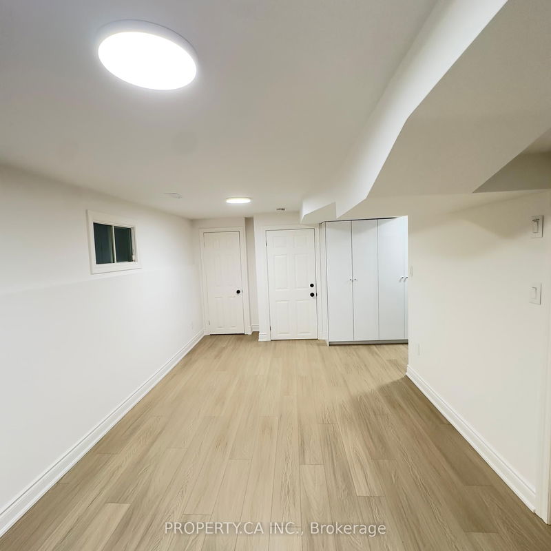home for lease on 31 Lansbury Court