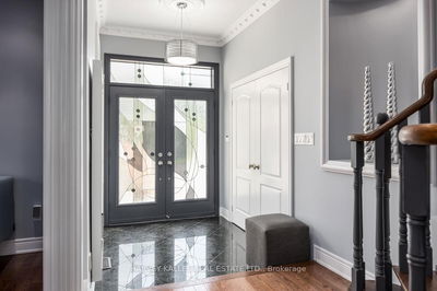 20 Concord Rd, Vaughan - Beverley Glen image-0-2