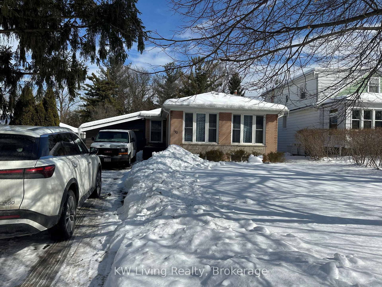 Detached House for lease at 173 Sussex Avenue, Richmond Hill, Harding, L4G 2E9 - MLS: N11987666