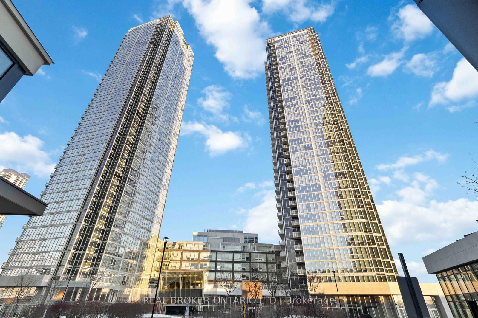 Condo leased at 3102-2916 Highway 7 N/A, Vaughan, Vaughan Corporate Centre, L4K 0K6 - MLS: N11988101