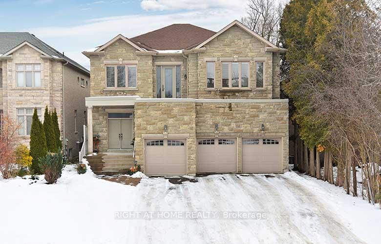 Detached House for sale at 229 Lakeland Crescent, Richmond Hill, Oak Ridges Lake Wilcox, L4E 3A7 - MLS: N11988366