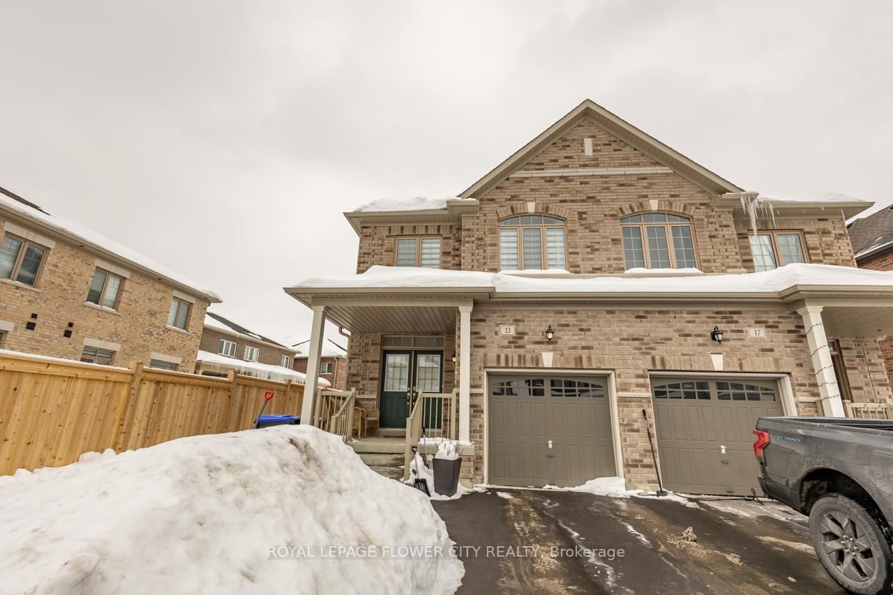 Semi-Detached House for sale at 13 FERRAGINE Crescent, Bradford West Gwillimbury, Bradford, L3Z 2A6 - MLS: N11988794