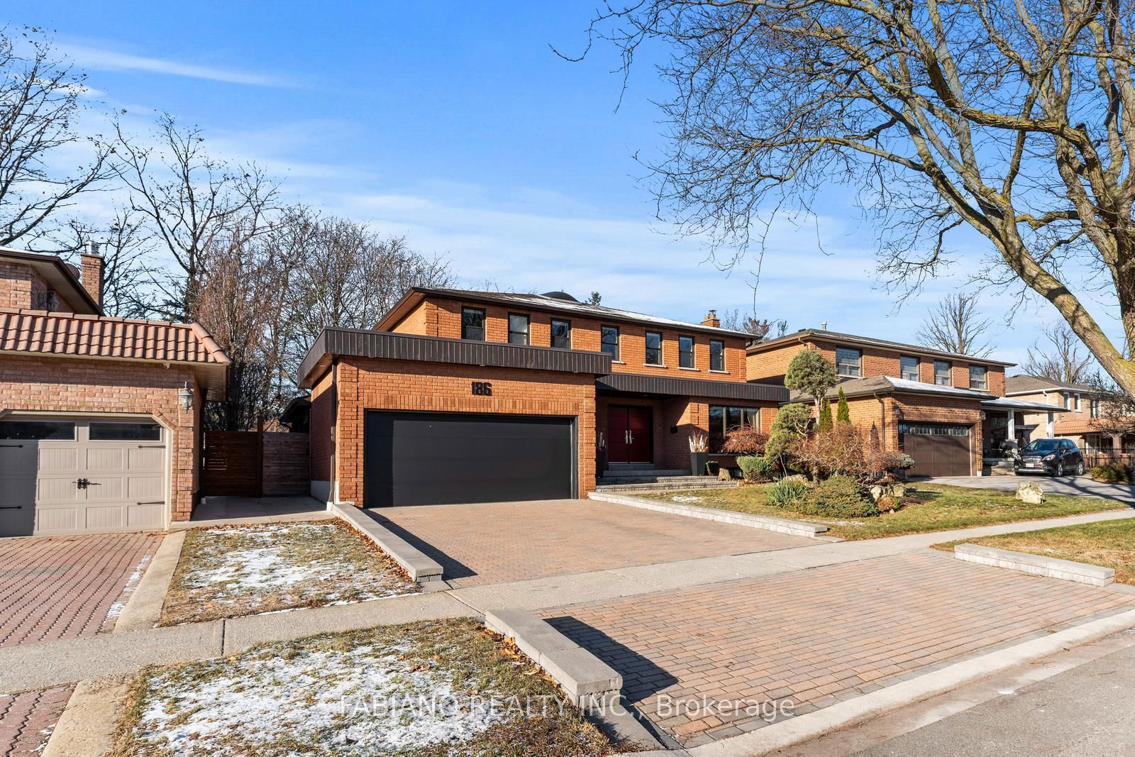 Detached House for sale at 186 Wigwoss Drive, Vaughan, East Woodbridge, L4L 4H2 - MLS: N11989103