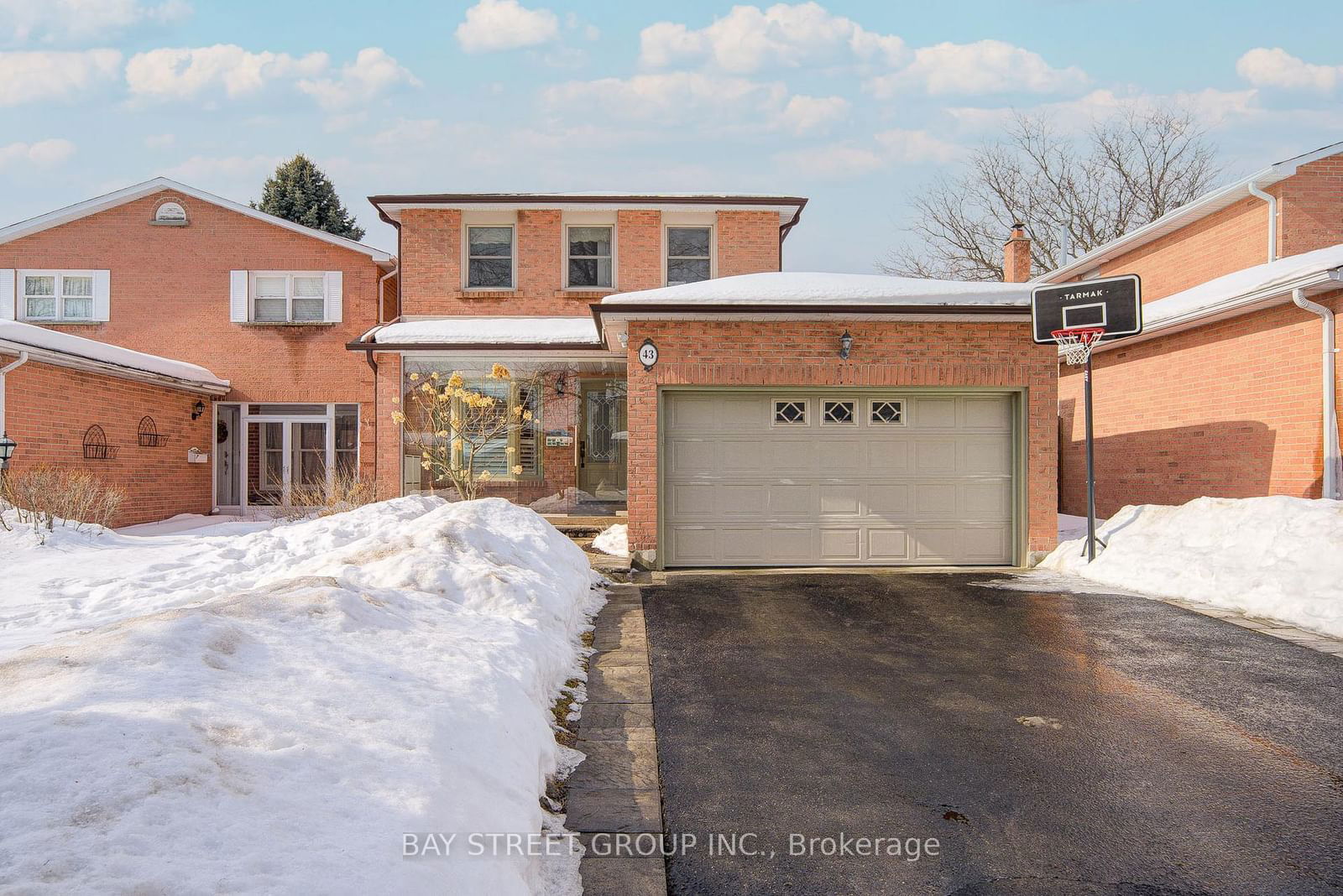 Detached House for sale at 43 Adrian Crescent, Markham, Raymerville, L3P 7A2 - MLS: N11989132