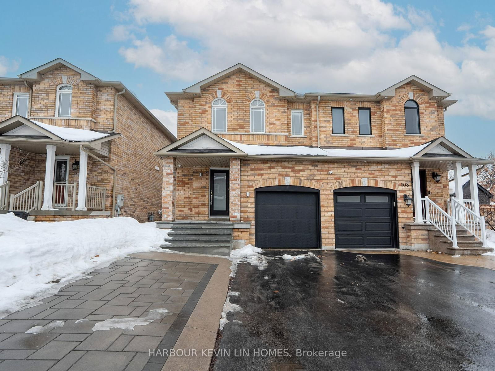 Semi-Detached House for sale at 106 Blackthorn Drive, Vaughan, Maple, L6A 3N2 - MLS: N11989240