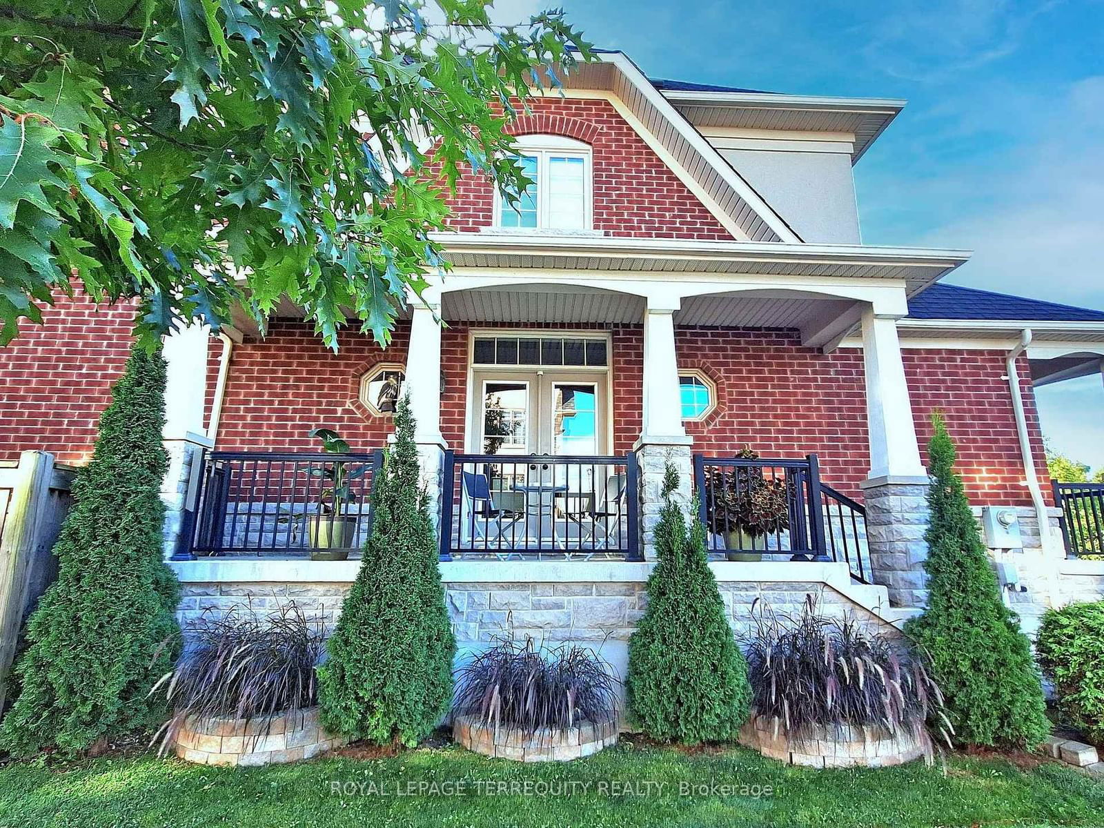 Detached House for sale at 31 Yorkton Boulevard, Markham, Angus Glen, L6C 0J9 - MLS: N11989496