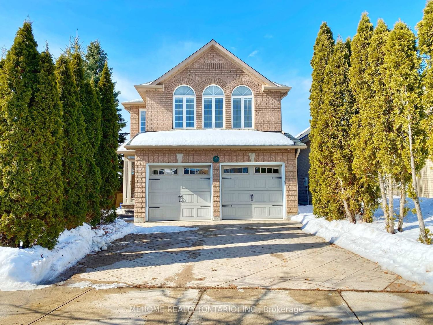 Detached House for sale at 2 Red Cardinal Trail, Richmond Hill, Oak Ridges, L4E 3Y6 - MLS: N11990057