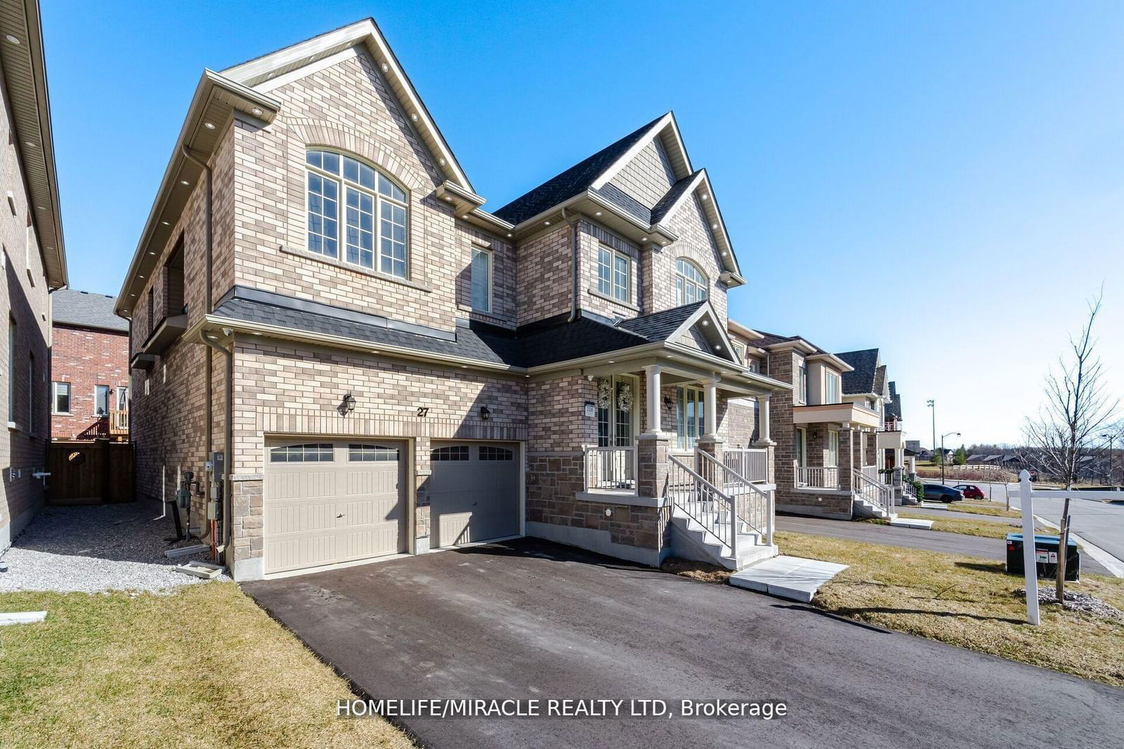 Detached House for sale at 27 Balsdon Hllw, East Gwillimbury, Queensville, L9N 0Y7 - MLS: N11990199