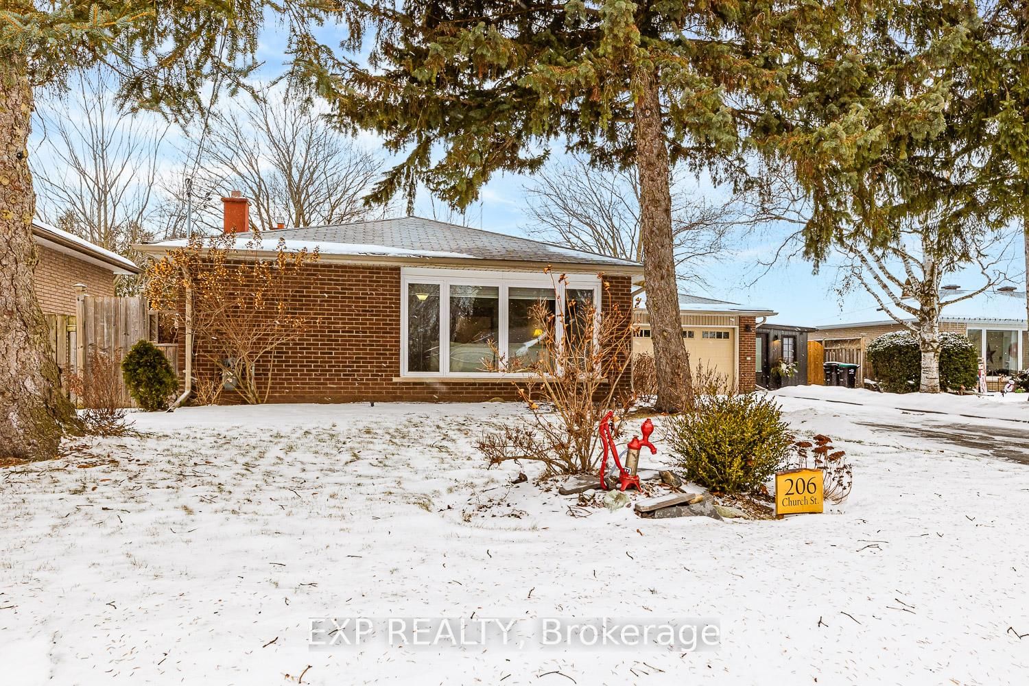 Detached House for sale at 206 Church Street, Bradford West Gwillimbury, Bradford, L3Z 1R2 - MLS: N11990387