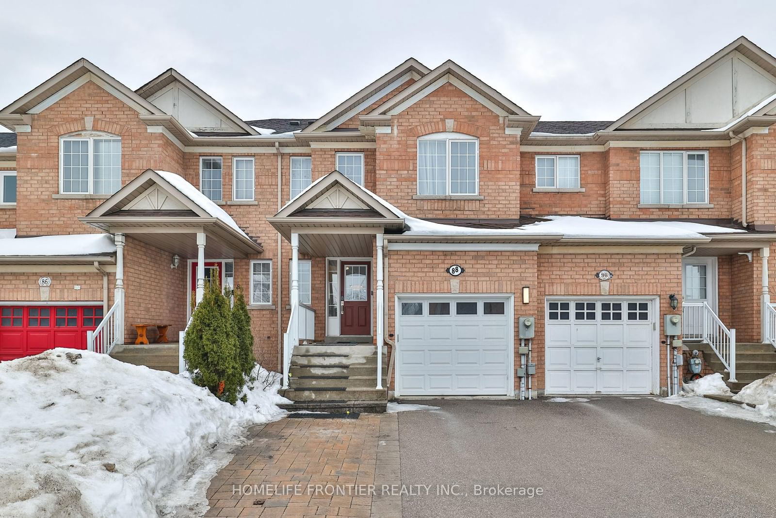 Townhouse for sale at 88 Penderwick Crescent, Vaughan, Vellore Village, L6A 3W1 - MLS: N11990542