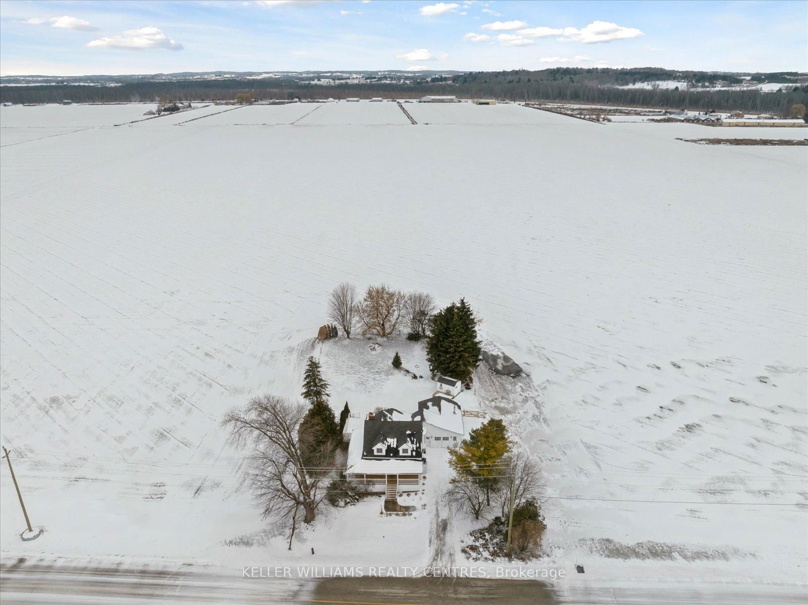 Detached House for sale at 1242 River Road, Bradford West Gwillimbury, Rural Bradford West Gwillimbury, L9N 1L3 - MLS: N11990562