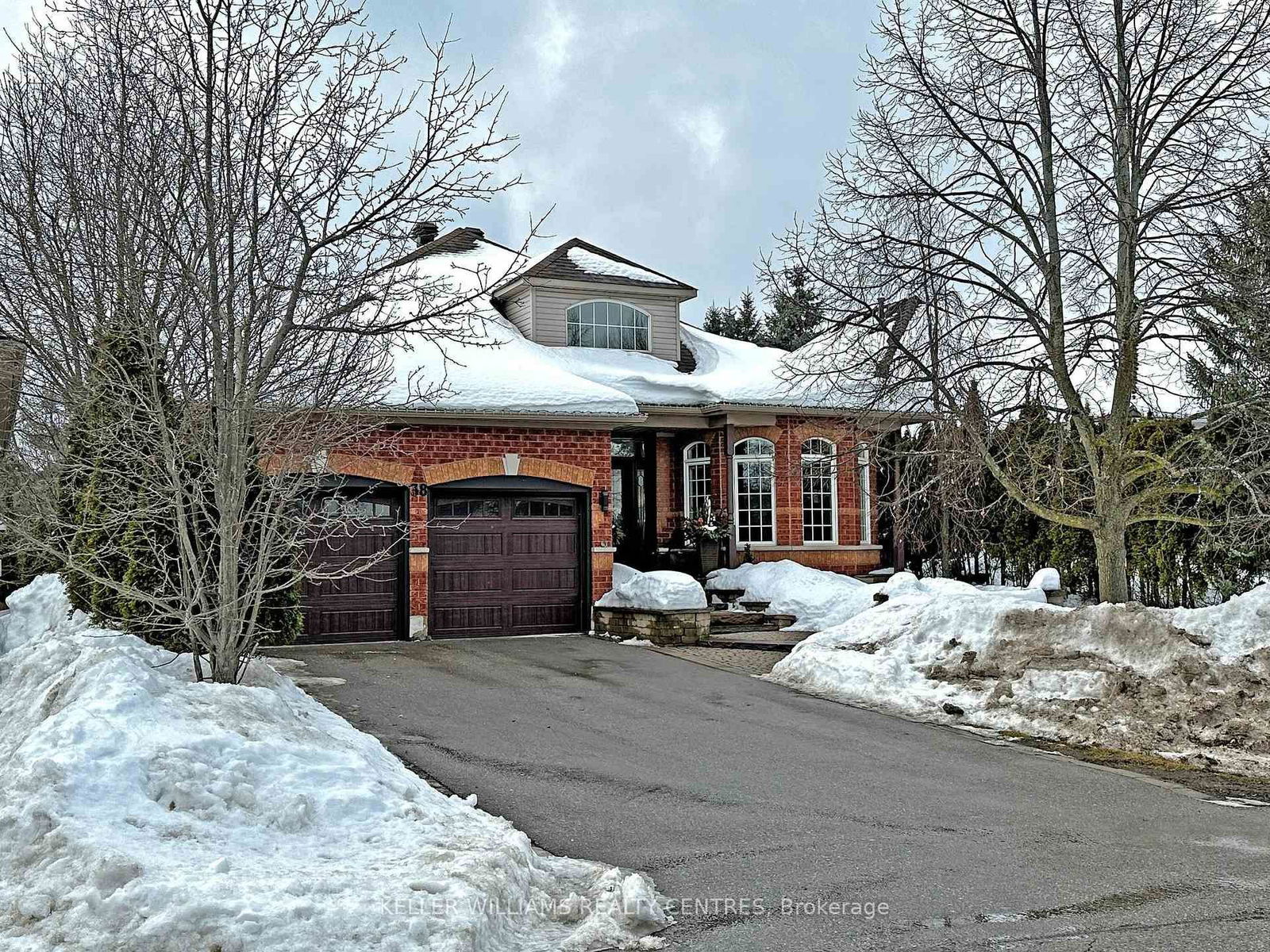 Detached House for sale at 38 Benville Crescent, Aurora, Aurora Estates, L4G 7K3 - MLS: N11990734