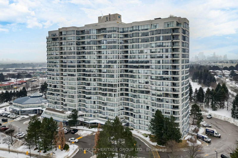 home for sale on 1402-1 Clark Avenue W