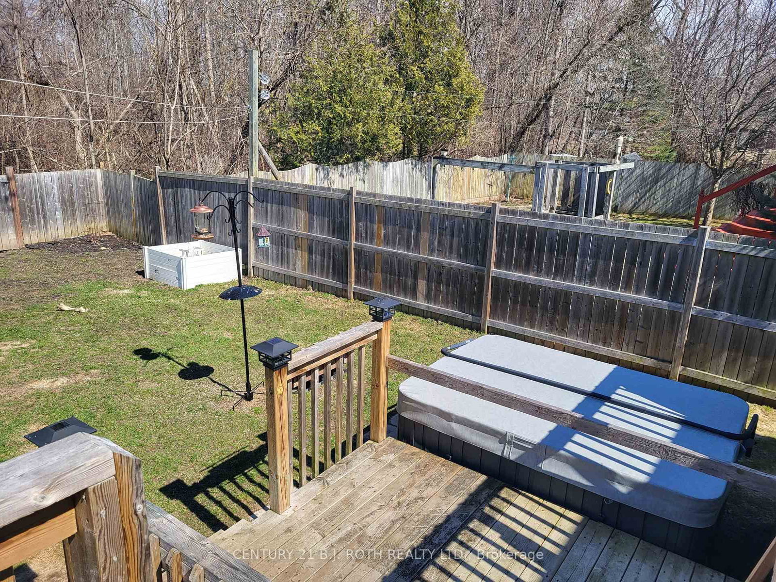 Detached House sold at 1091 Arnold Street, Innisfil, Ontario, L0L 1W0 - Rural Innisfil - MLS: N11990944