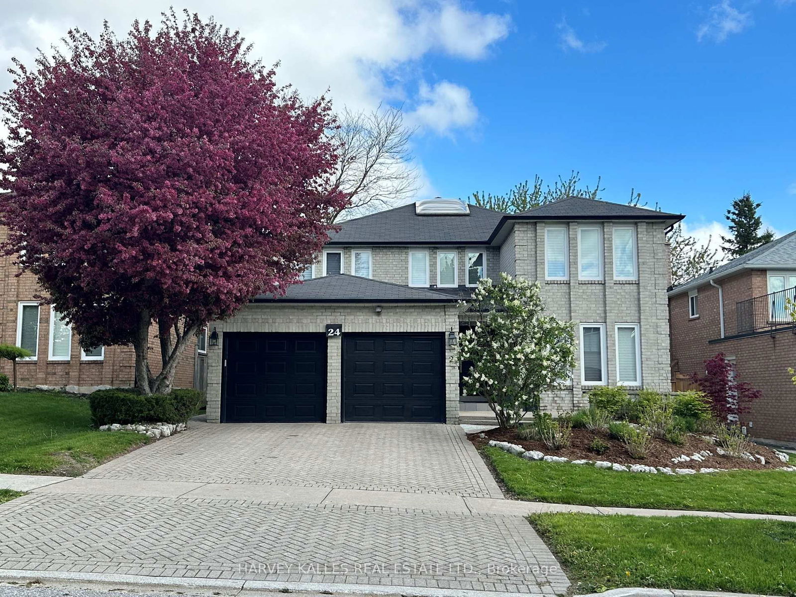 Building at 24 Edmund Seager Drive, Vaughan, Uplands