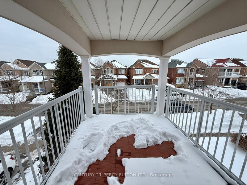 17 Ambercroft St, Markham, L6E 1L4 | Image 2