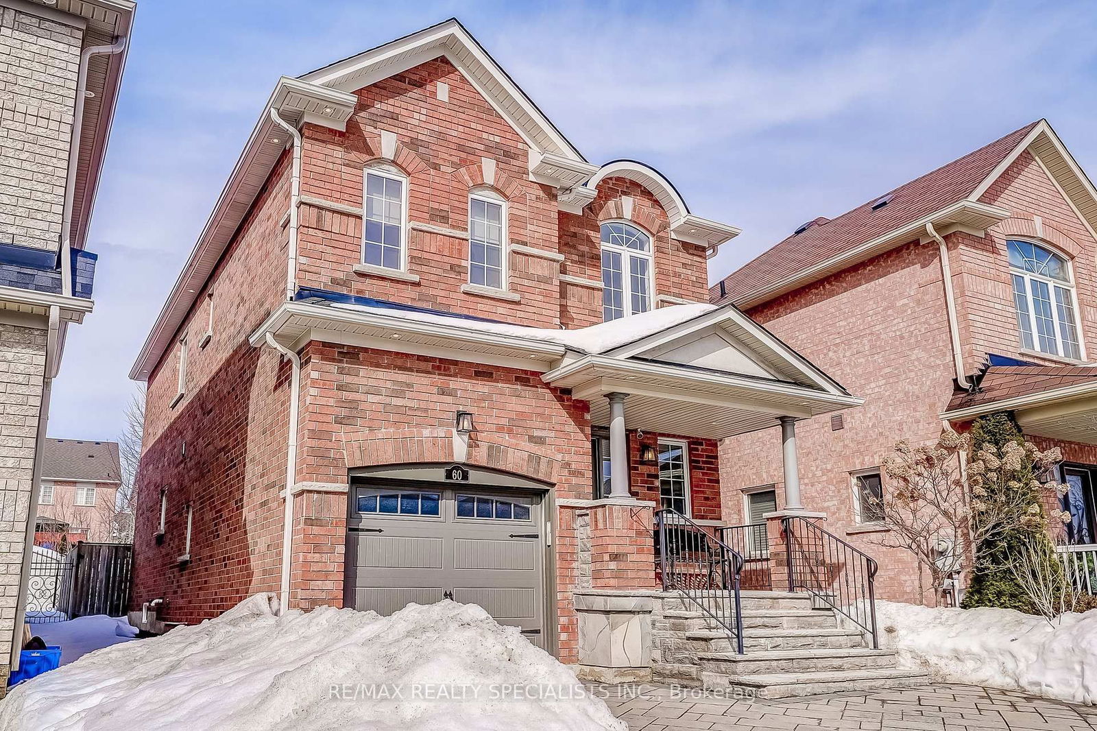 Detached House sold at 60 Canyon Gate Crescent, Vaughan, Rural Vaughan, L6A 0C2 - MLS: N11991892