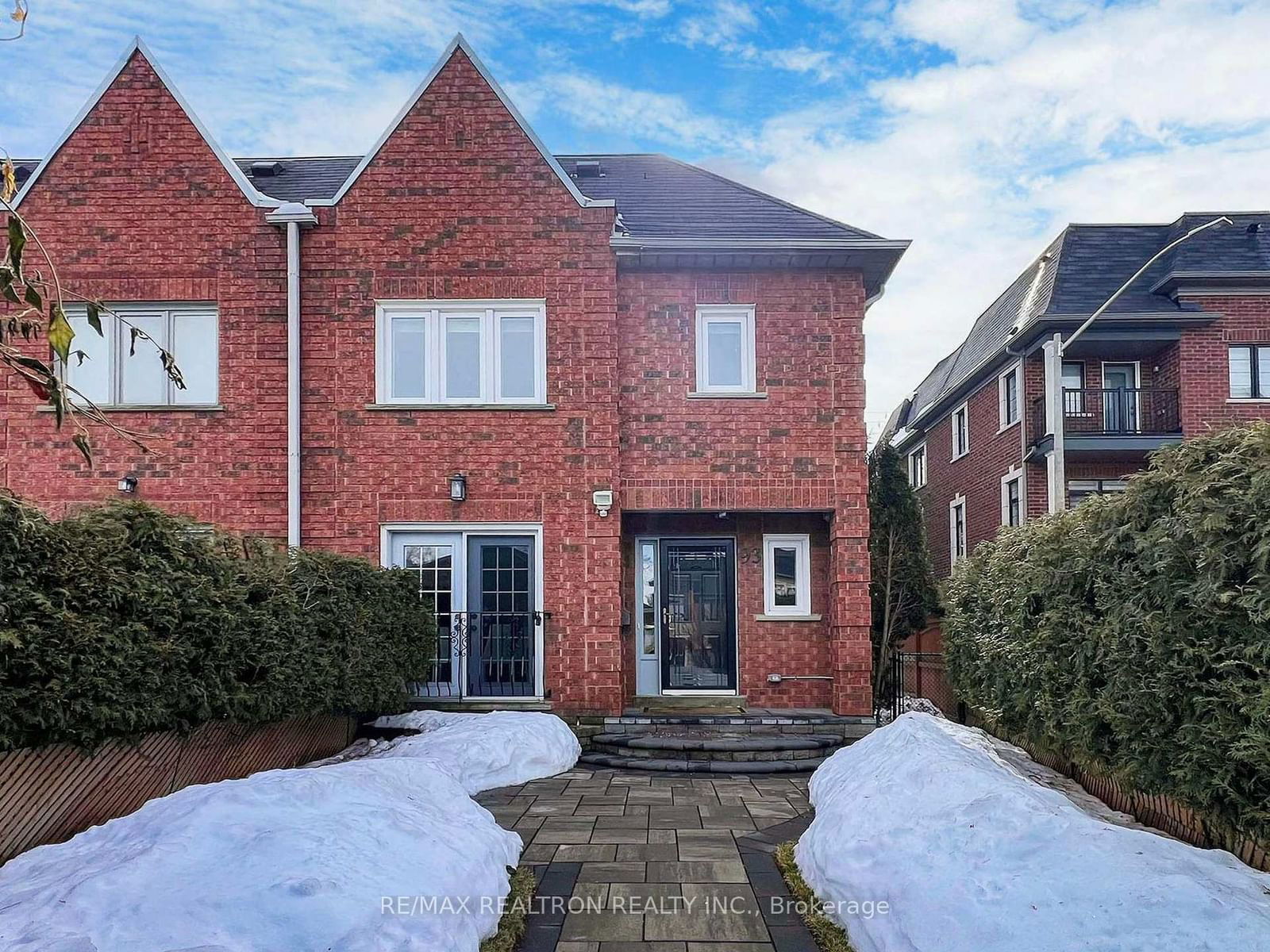 Townhouse for sale at 93 Lichfield Road, Markham, Unionville, L3R 0W9 - MLS: N11992082