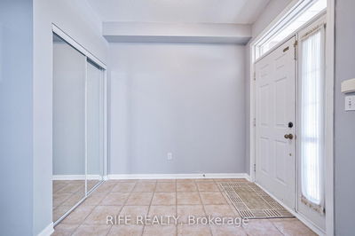 178 Town Centre Blvd, Markham - Unionville image-0-4