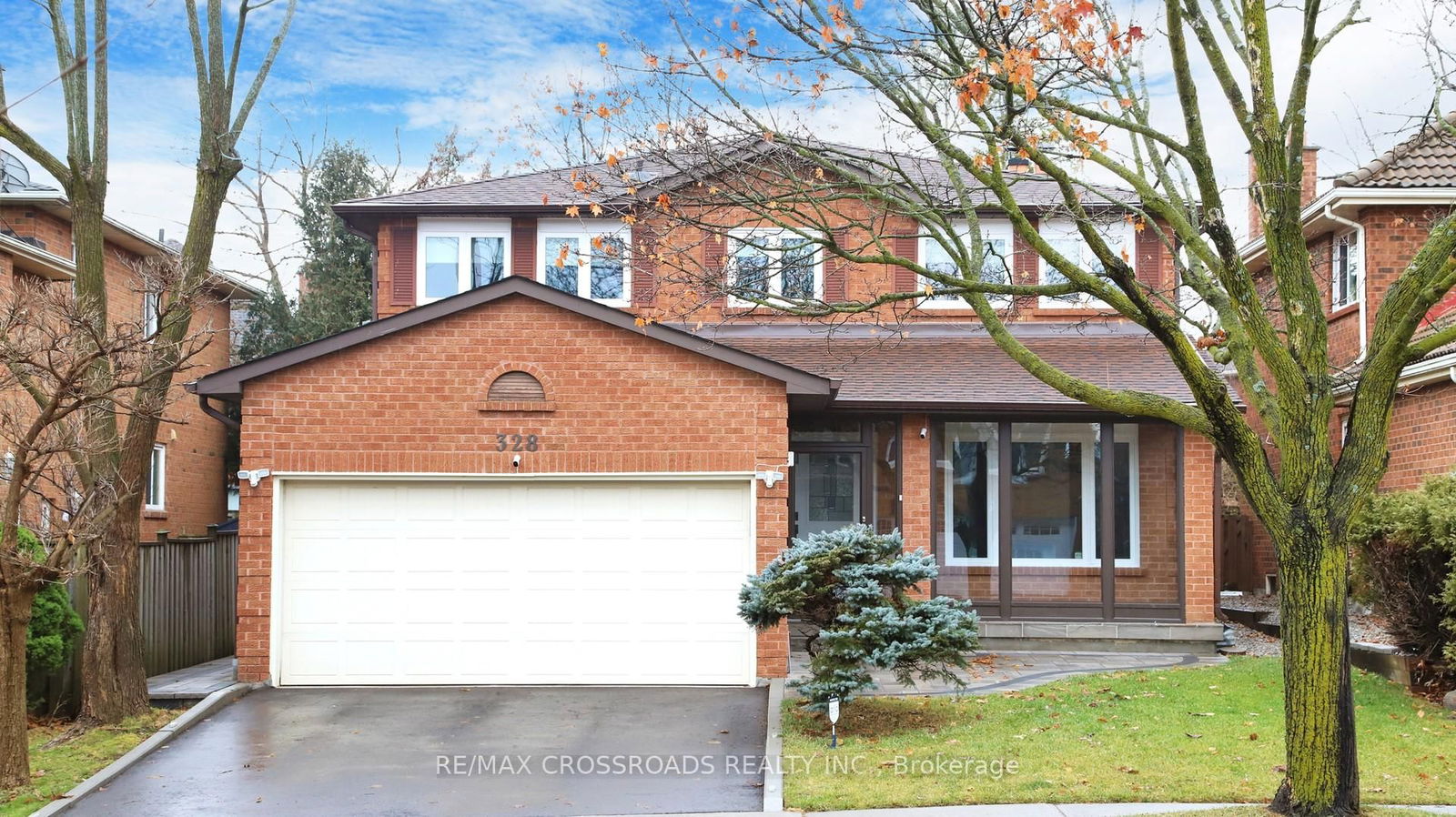 Detached House for sale at 328 Atha Avenue, Richmond Hill, Harding, L4C 2J7 - MLS: N11992219