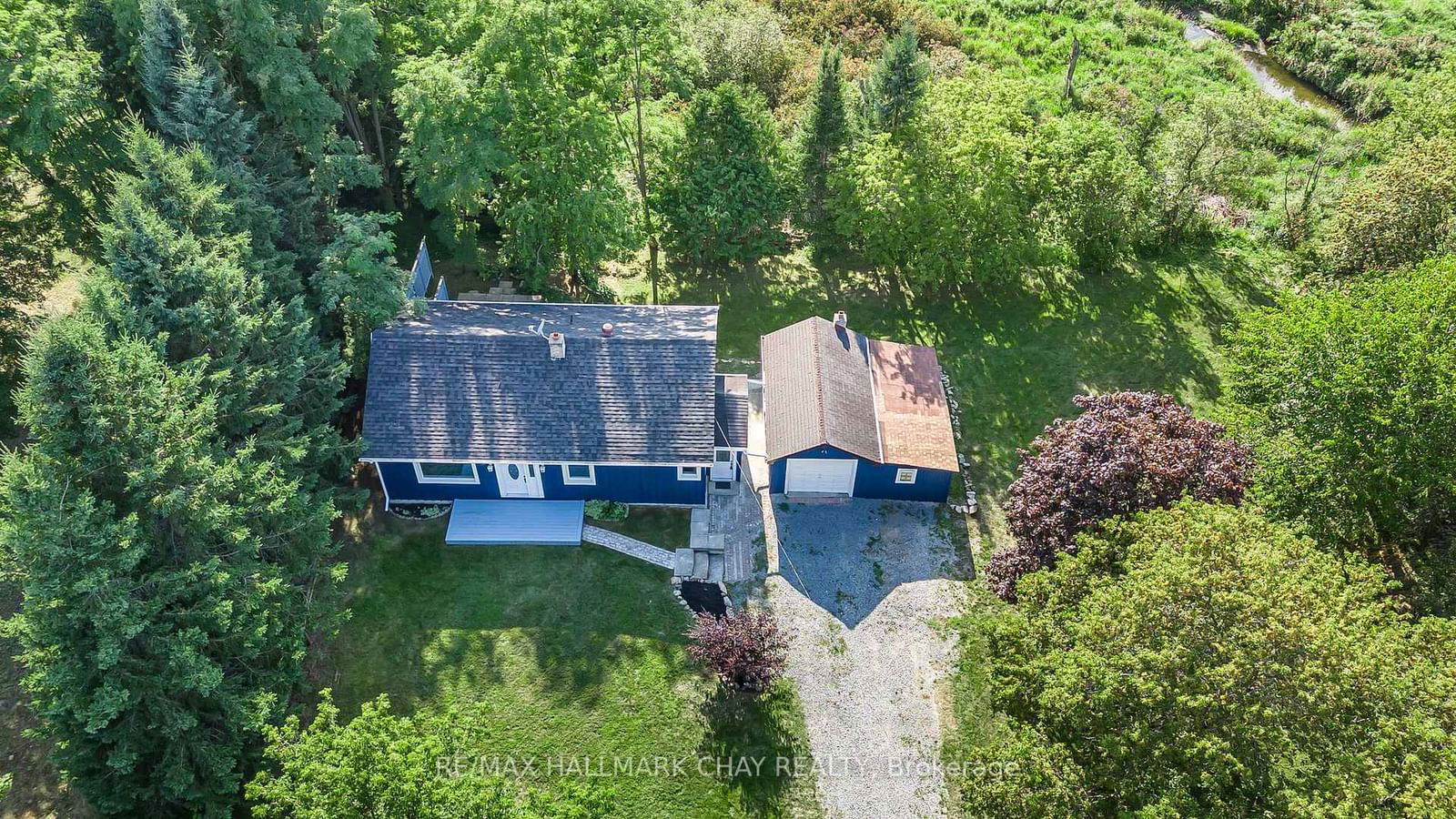 Building at 21726 Highway 48, East Gwillimbury, Rural East Gwillimbury