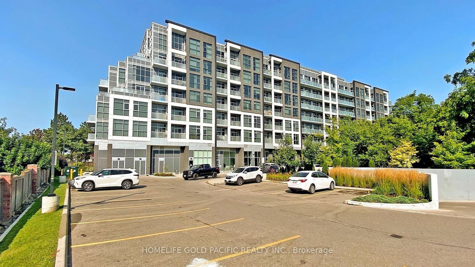 Condo for sale at 716-8763 Bayview Avenue, Richmond Hill, Doncrest, L4B 3V1 - MLS: N11992599