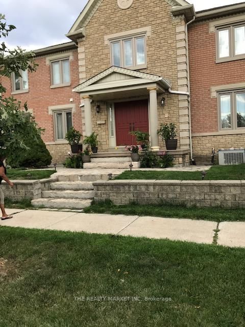 home for lease on 103 Radley Street
