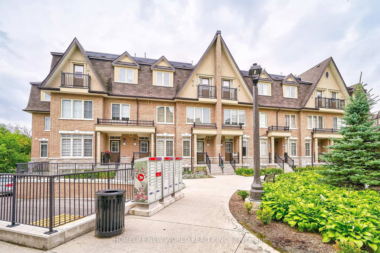 Townhouse for sale at 38-181 Parktree Drive, Vaughan, Maple, L6A 5B1 - MLS: N11992619