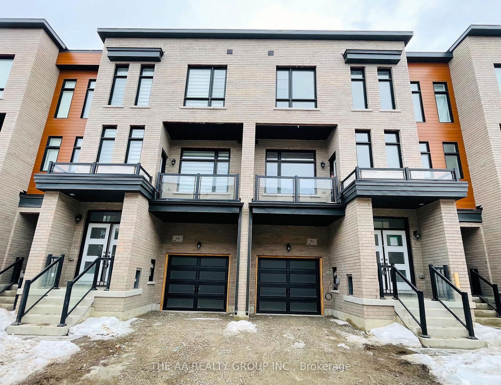 Townhouse leased at 68 Inverary Crescent, Vaughan, Elder Mills, L4H 5G9 - MLS: N11992641