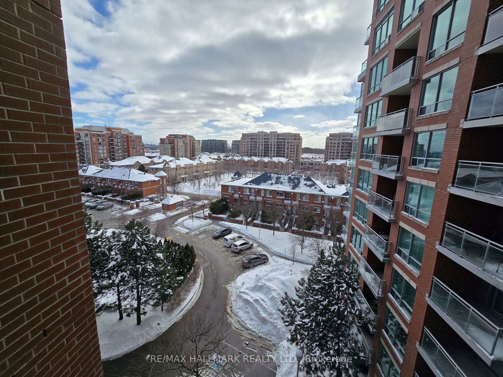 Condo for sale at 822-48 Suncrest Boulevard, Markham, Commerce Valley, L3T 7Y5 - MLS: N11993056