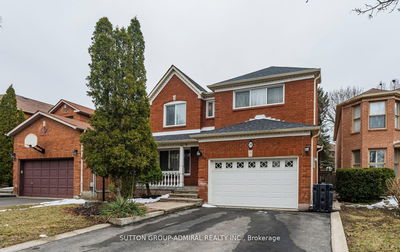 Detached House for sale at 19 Maxwell Court, Vaughan, Uplands, L4J 8G9 - MLS: N11993232