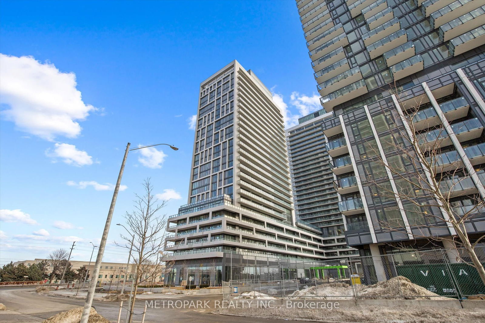 Condo for sale at 709-8960 Jane Street, Vaughan, Concord, L4K 2M9 - MLS: N11993280