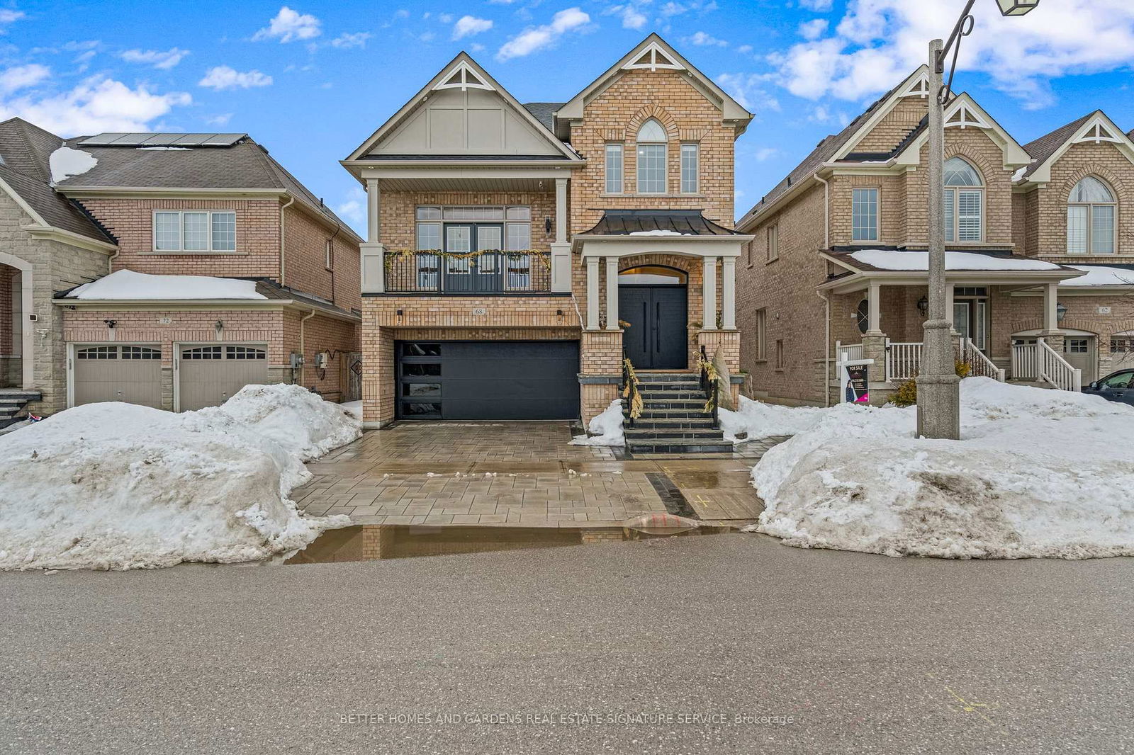 Detached House for sale at 68 Greendale Avenue, Whitchurch-Stouffville, Stouffville, L4A 0S2 - MLS: N11993359