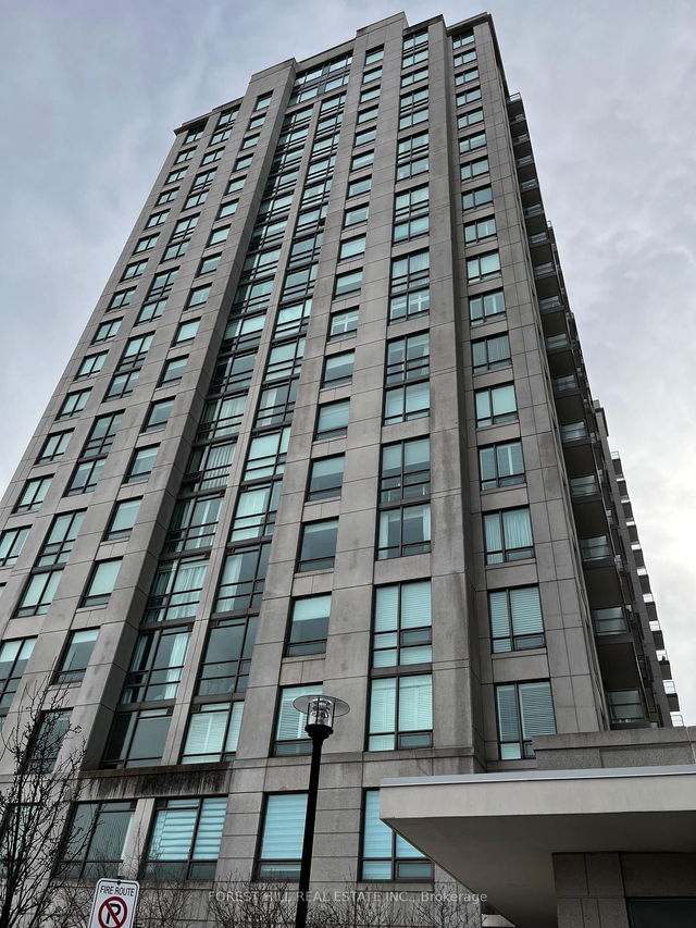 1601 - 88 Promenade Circle