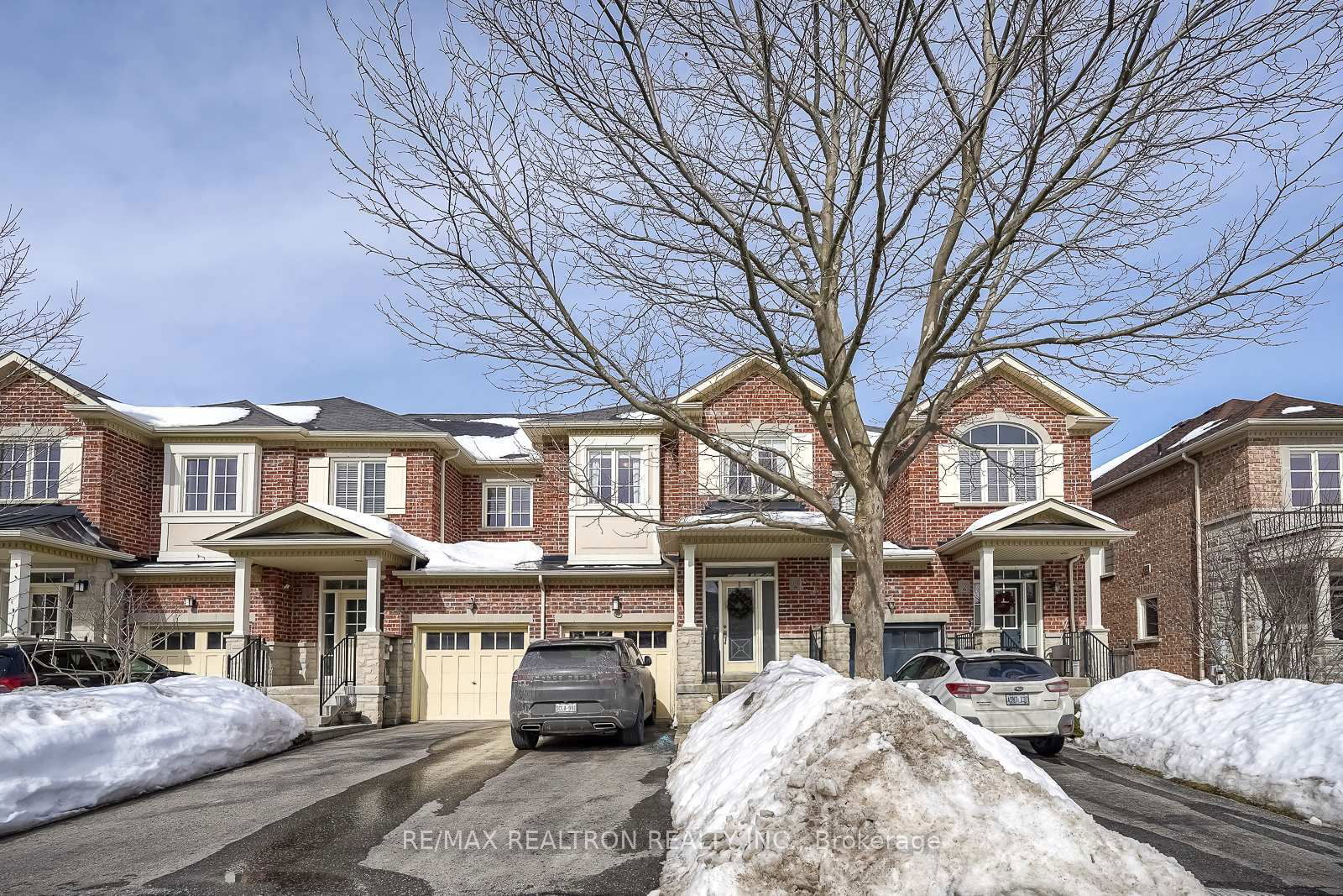 Townhouse for sale at 354 William Dunn Crescent, Newmarket, Summerhill Estates, L3X 3L3 - MLS: N11994183