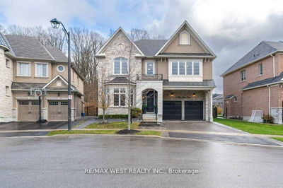 6 Forest Grove Crt, Aurora - Rural Aurora